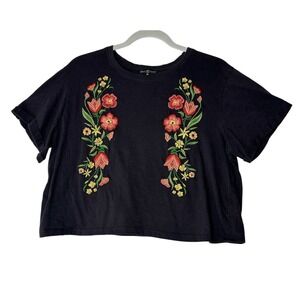 Attitude Not Included Top Women's XL Floral Embroidered Short Sleeve Stretch